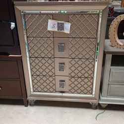 Glam Style Tall Nightstand/ Dresser