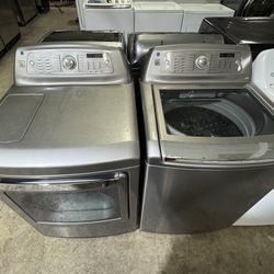 Kenmore Washer And Dryer Set $699