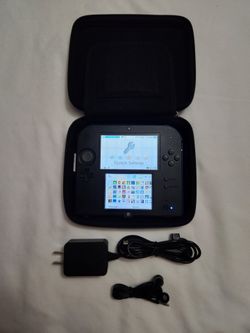 Nintendo 2DS w/ Case, Stylus, Headphones, Charger, & 128GB SD Card [650 Games Included]