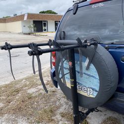 Schwinn 3 Bike Rack Hitch Adapter Bicycle Carrier Tow Haul for Sale in Fort Pierce FL OfferUp