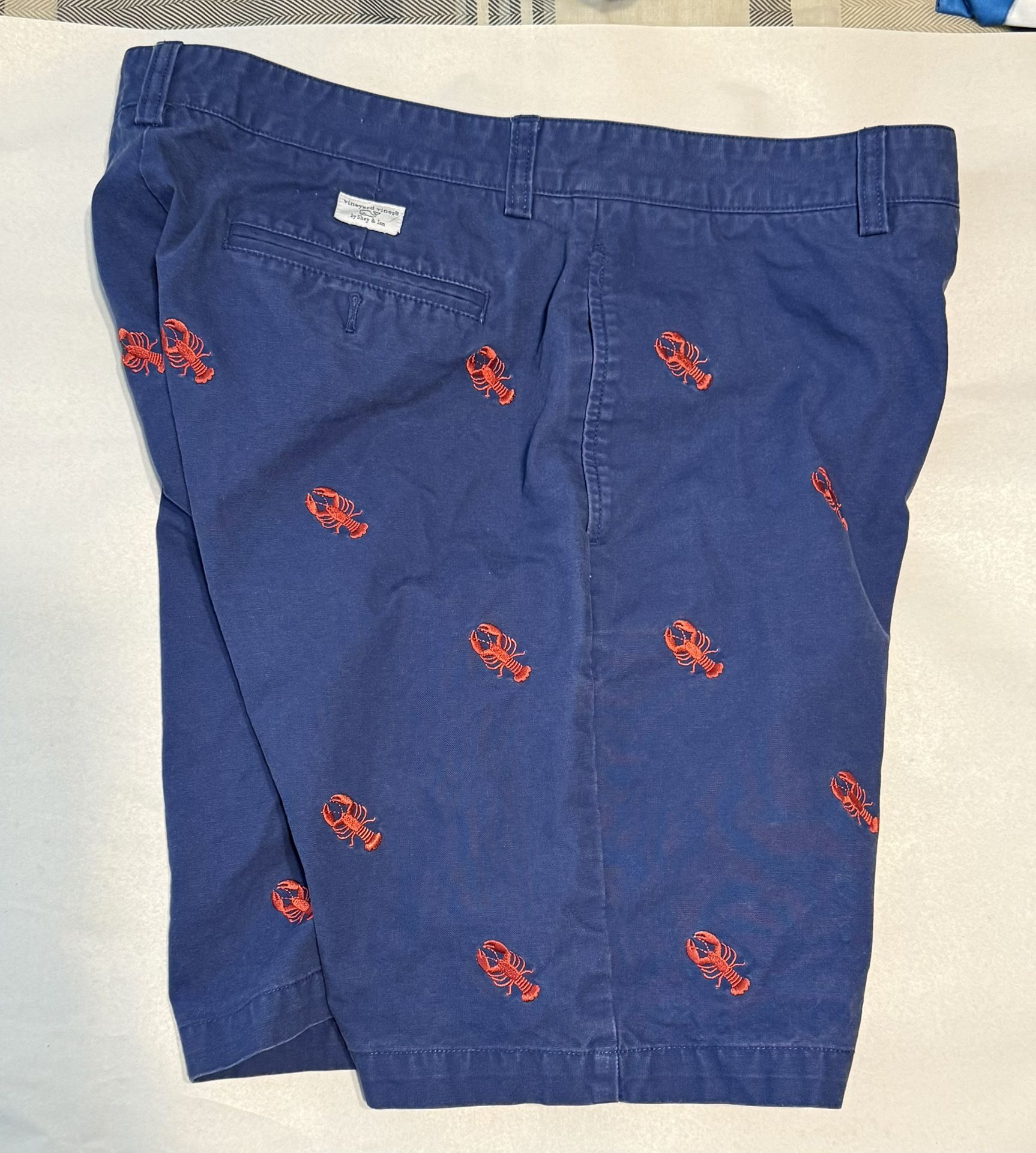 Vineyard Vines Men’s Navy Blue Lobster Embroidered Chino Cargo Shorts Size 35