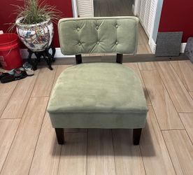 Accent Chair 