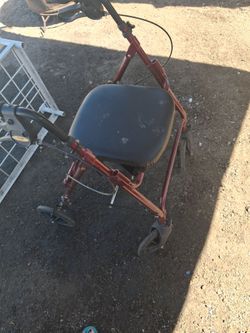 4-Wheel Rollator Walker with Seat