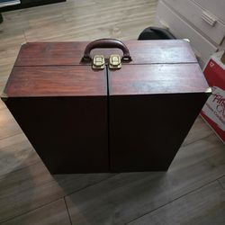 Vintage American girl doll wooden case