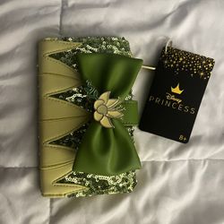 Loungefly Tiana Sequence Wallet
