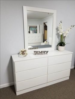 Dresser Whit Mirror  - Cómoda con espejo