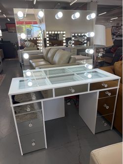 Mirror Drawers and Glass Top Makeup Vanity 💄 💡Delivery & Set Up