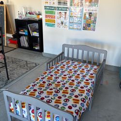 Toddler Full Bed Set (blanket Set, Mattress, Frame) Included