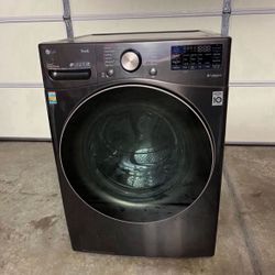 LG - 4.5 CU. FT. HIGH-EFFICIENCY STACKABLE SMART FRONT LOAD WASHER WITH STEAM AND BUILT-IN INTELLIGENCE - BLACK STEEL