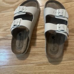 Tan leather sandals size 6 1/2