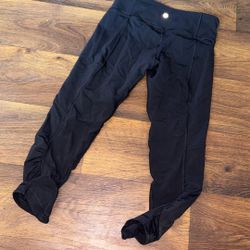 lululemon size 6