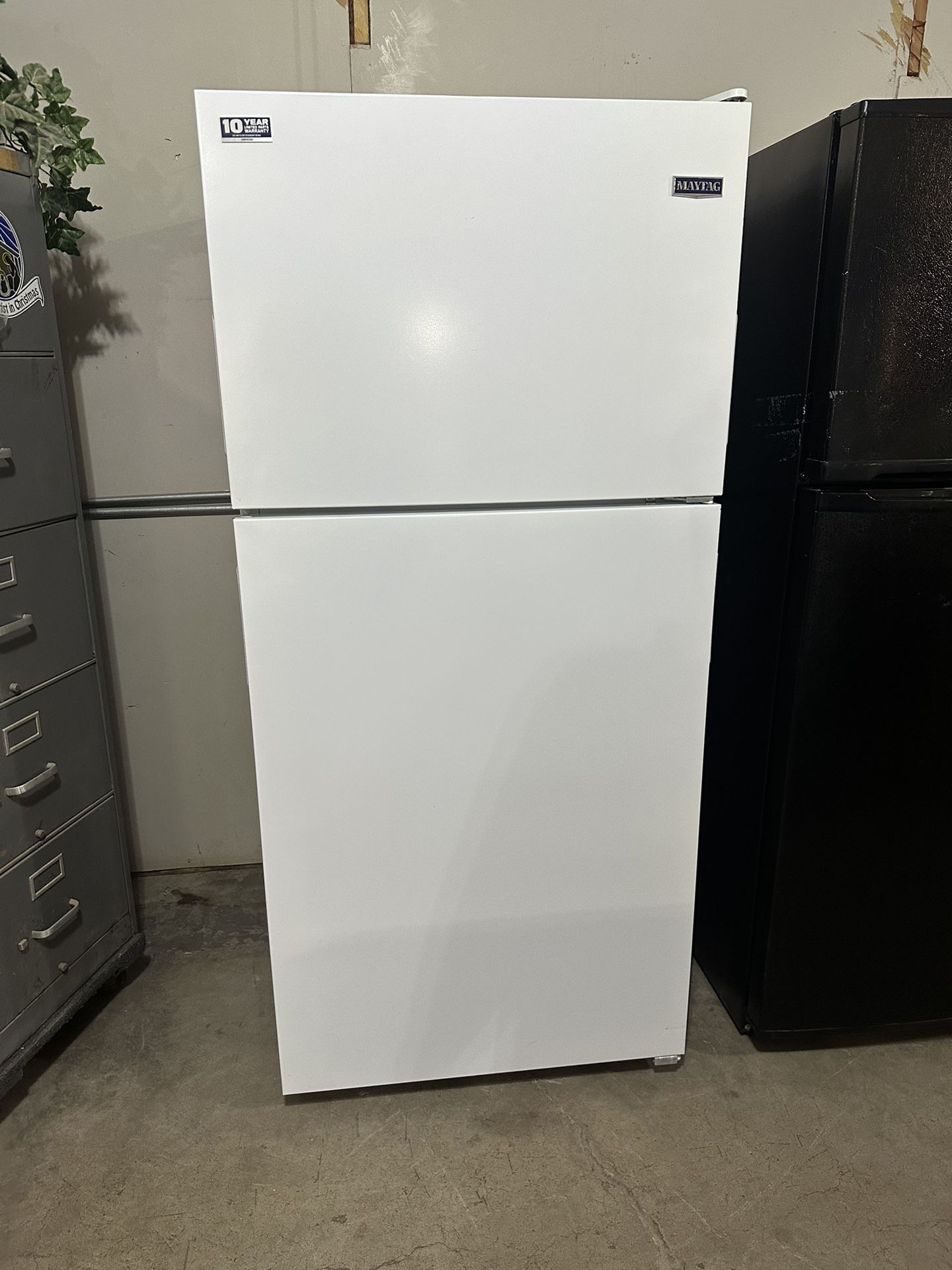 Refrigerator Maytag 