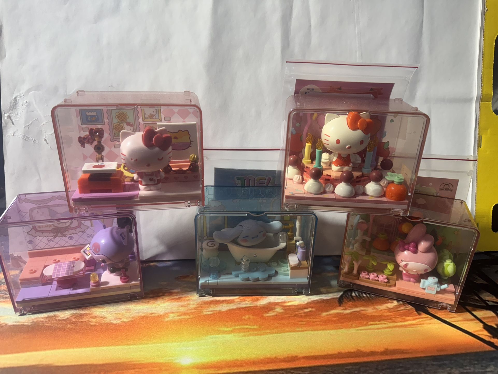 Hello kitty & Friends Lego Collectibles 