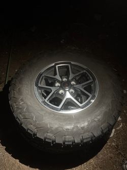 2024 jeep rubicon wheels and tires