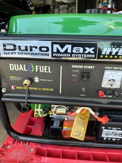 REDUCED: Dura Max 7 HP Dual Fuel Generator