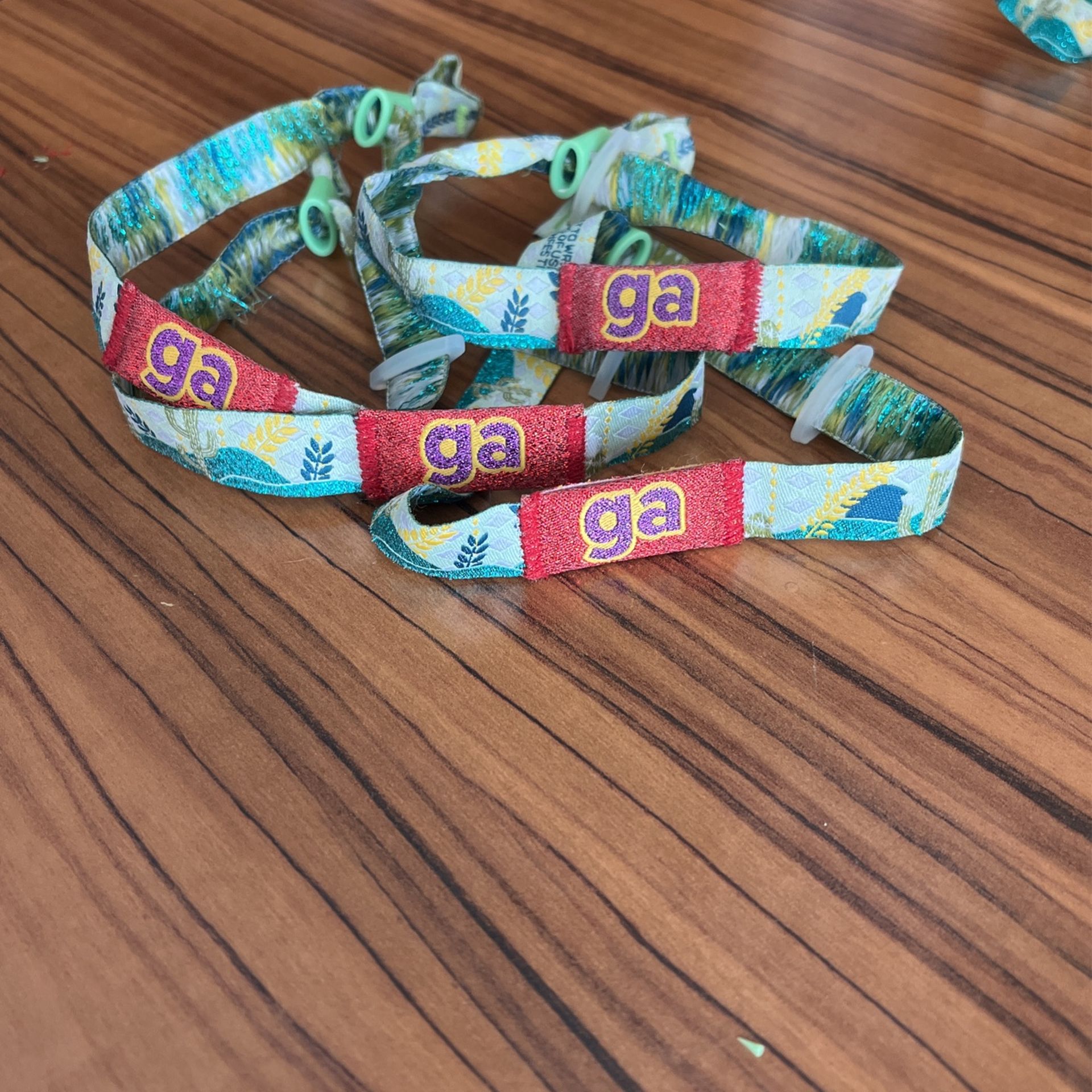 🌞 Day Wristbands