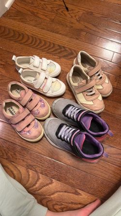 Girls shoes