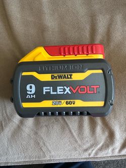 Batería DEWALT 9 AH y cargador