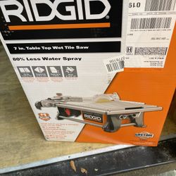 Ridgid Table Top Wet Tile Saw 