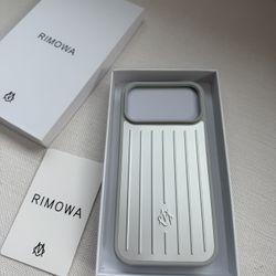 Brand New Rimowa iPhone 17 Pro Max Case 