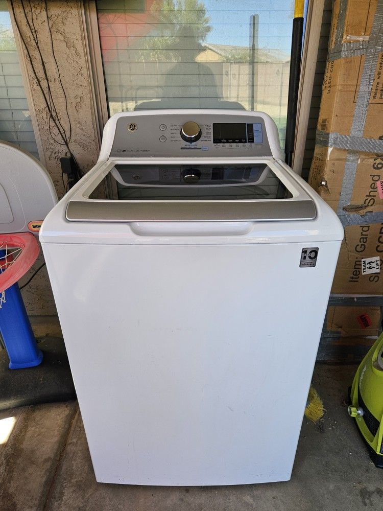 GE 5.2 cu ft Washer