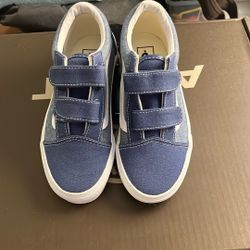 Kids Size 1 VANS!!