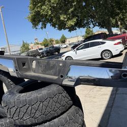 2017-2019  ford F250 rear Bamper w/park Chrome 