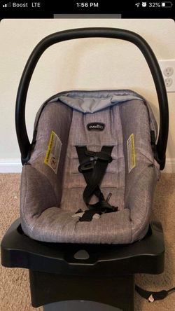 Evenflo carseat / Stroller / Base