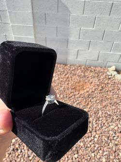 GRA Certified 1CT Moissanite Halo Ring – Adjustable
