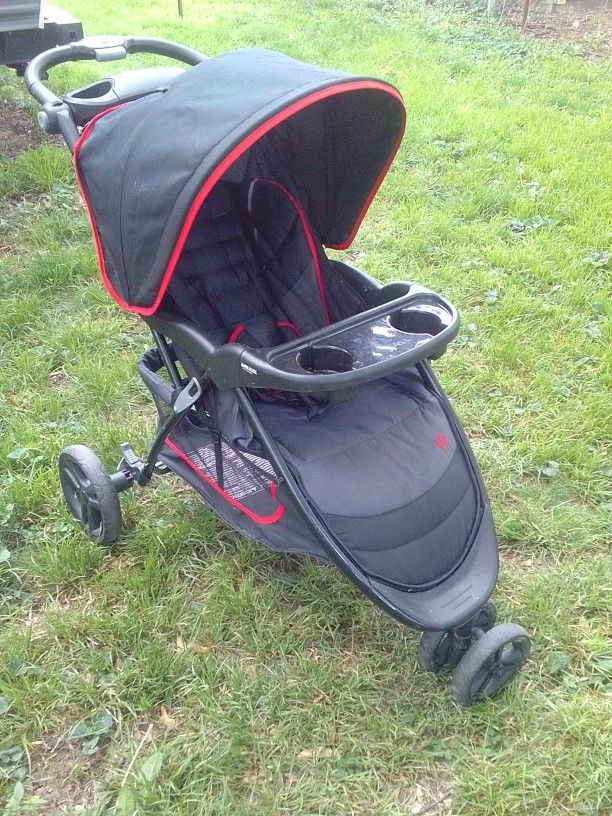 Like new Baby trend Stroller