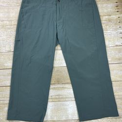 Patagonia Womens Size 12 Green Hiking Pants Stretch Outdoor Polyester Blend