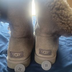 Ugg Gray Boots With Replacement Buttons