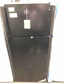 GE Top Freezer Refrigerator 84BH1