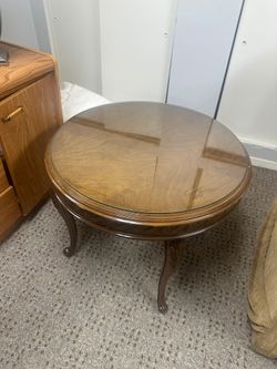 Midcentury 28 inch round end table accent table
