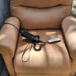Lift Assist Stand-up Chair/Recliner