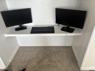 2 Computer Monitors