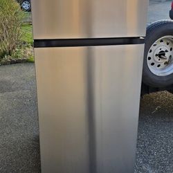 Lg Fridge Stainless Steel) I Can Help You With Free Delivery Within 10 Miles Distance 