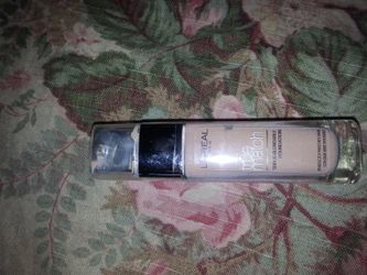 L'Oréal foundation