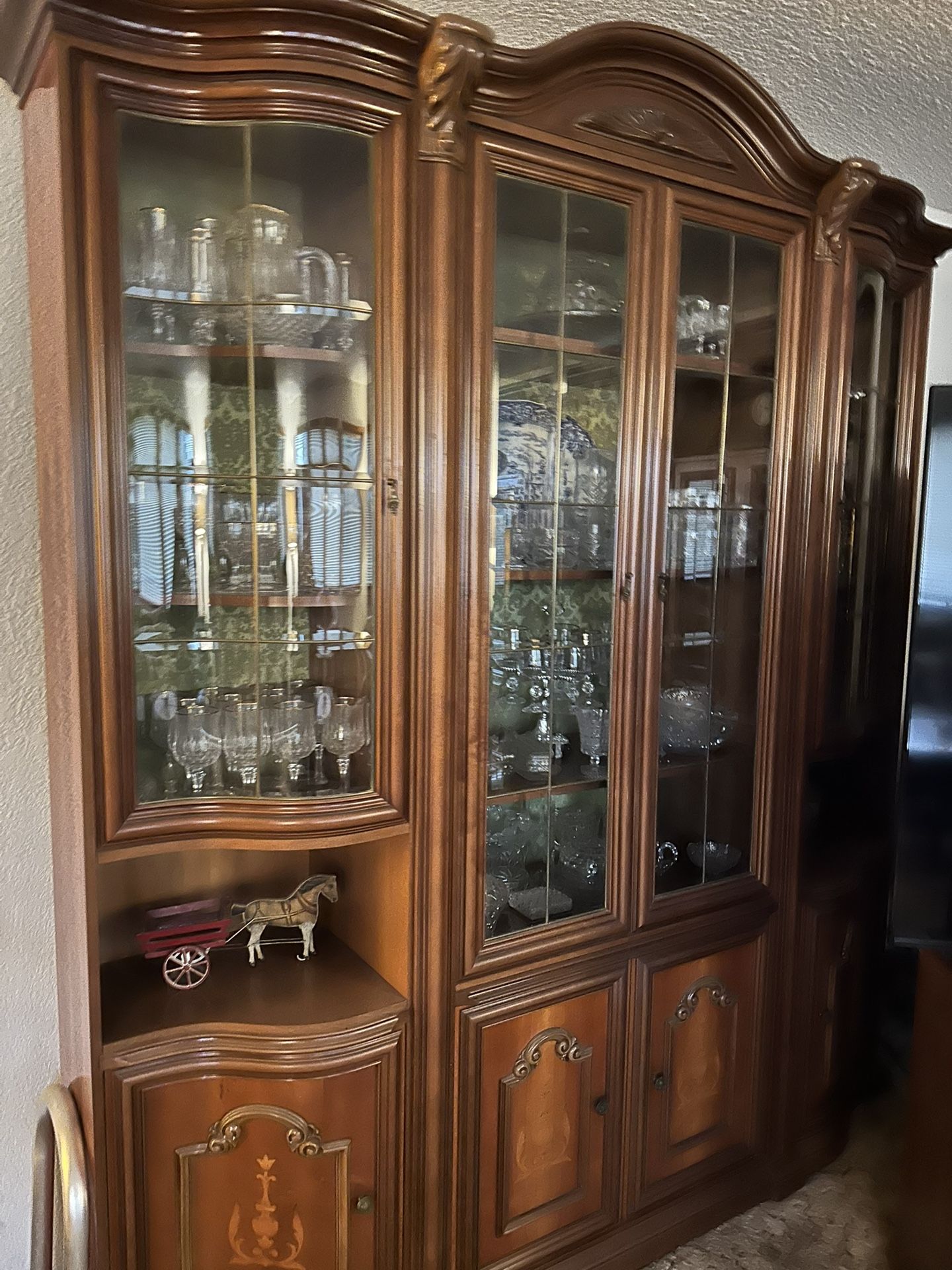 Italian Hutch, Crystal Full Service Set, China Service