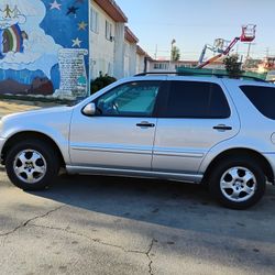 2004 Mercedes ML350