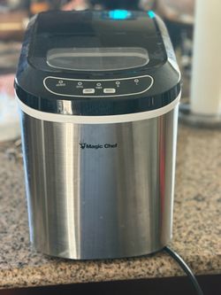 Ice maker machine