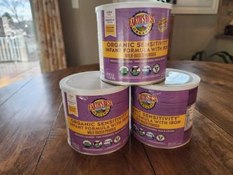 Earth Best Infant Formula  3 Cans