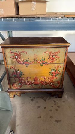 dresser