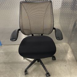 Humanscale Scale Liberty  Mesh Back fully adjustable model Office Chair