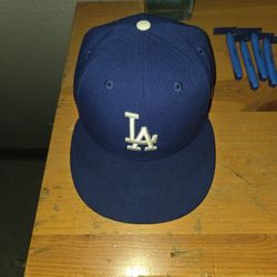 La Fitted Cap 71/4 New