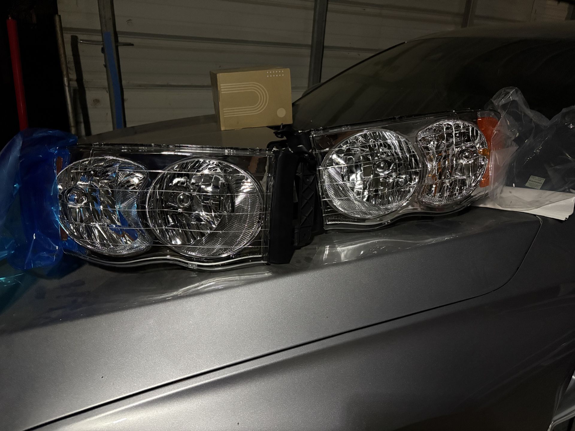 2002-2005 Dodge Ram Headlights