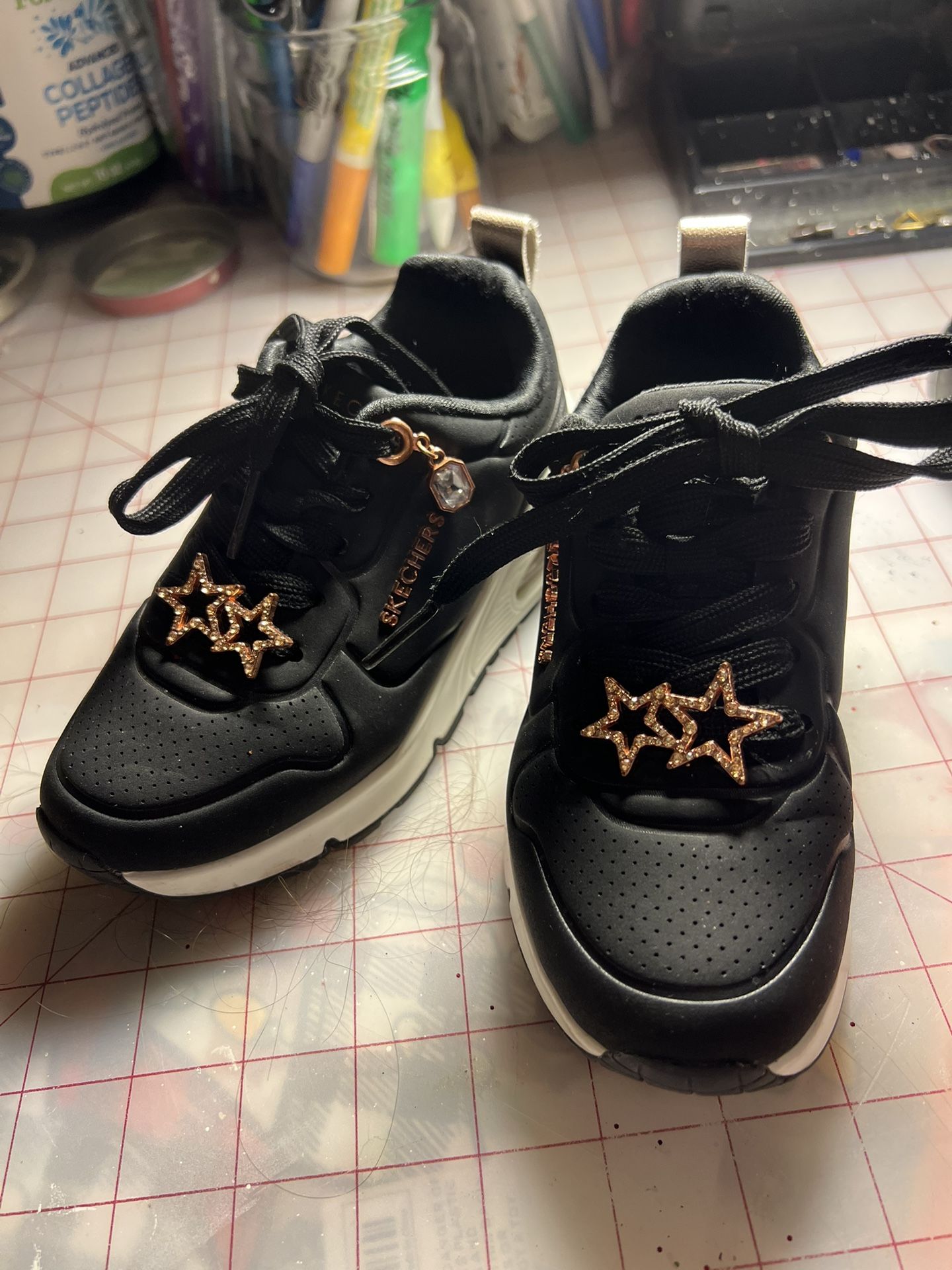 Skechers Size 11 And S