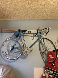 1970’s Vintage Schwinn Sports Tourer Bike