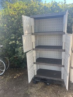 Rubbermaid Storage Shed