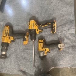 Dewalt Drill Set 